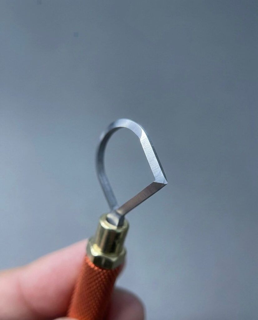 TUNGSTEN CARBIDE ‘LONG D-SHAPED’ LOOPING TOOL